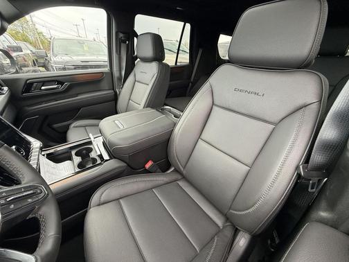 Onyx Black 2026 GMC Yukon Denali