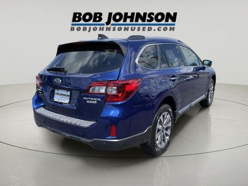 Lapis Blue Pearl 2017 Subaru Outback 2.5i Touring