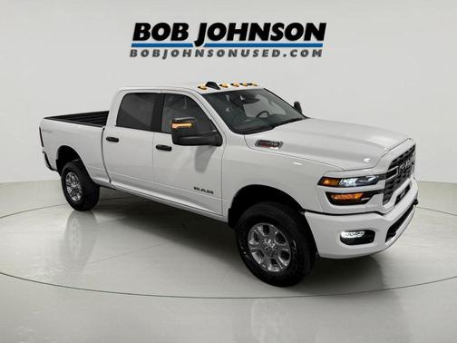 2025 RAM 2500 Big Horn Crew Cab 4x4 6'4' Box