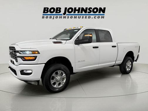 2025 RAM 2500 Big Horn Crew Cab 4x4 6'4' Box
