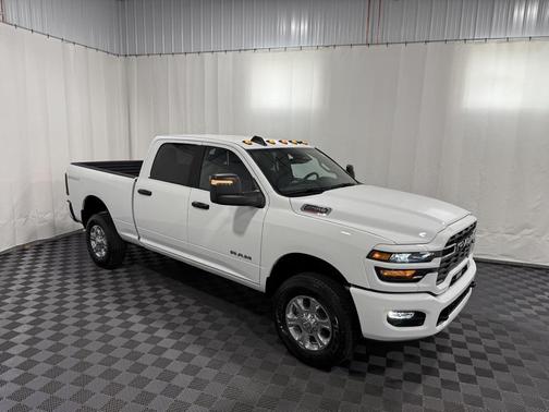 2025 RAM 2500 Big Horn Crew Cab 4x4 6'4' Box