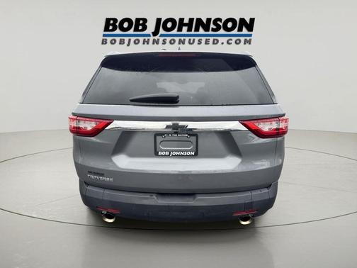 Satin Steel Metallic 2018 Chevrolet Traverse LS