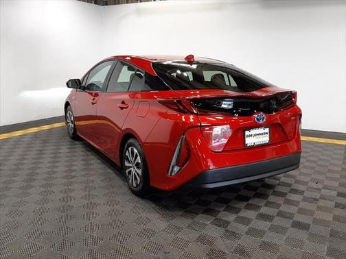 2022 Toyota Prius Prime XLE