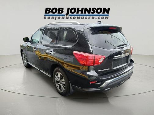 Magnetic Black Pearl 2019 Nissan Pathfinder S