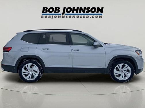 2022 Volkswagen Atlas 3.6L SE w/Technology