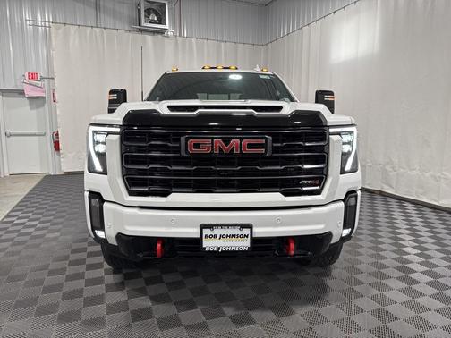2024 GMC Sierra 2500 AT4