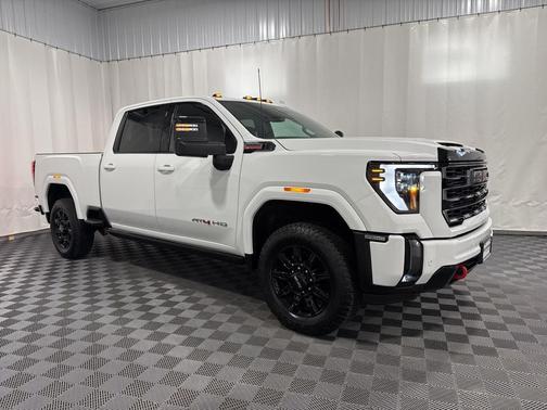 2024 GMC Sierra 2500 AT4