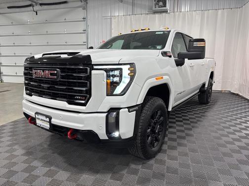 2024 GMC Sierra 2500 AT4