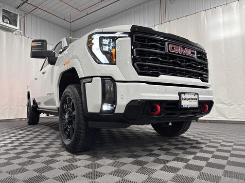 2024 GMC Sierra 2500 AT4