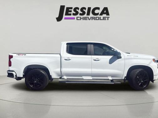 Summit White 2026 Chevrolet Silverado 1500 RST