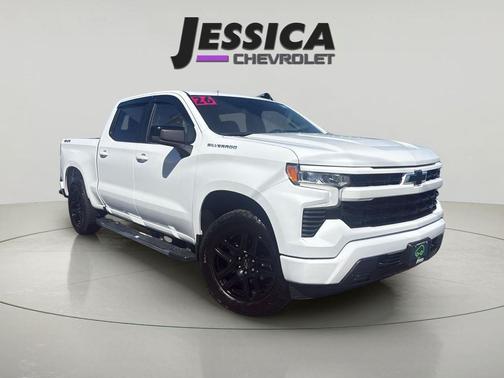 Summit White 2026 Chevrolet Silverado 1500 RST