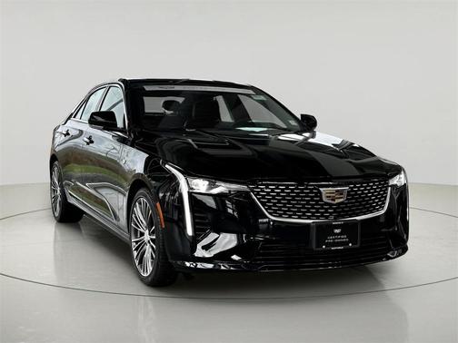 2023 Cadillac CT4 Premium Luxury