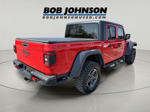Firecracker Red Clearcoat 2023 Jeep Gladiator Rubicon