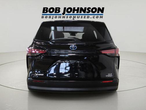 2021 Toyota Sienna XLE 7 Passenger