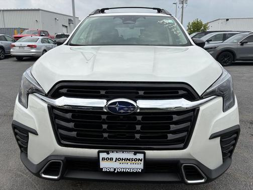 Crystal White Pearl 2024 Subaru Ascent Touring 7-Passenger