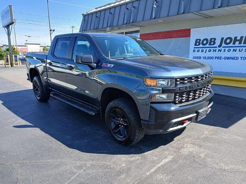 Shadow Gray Metallic 2020 Chevrolet Silverado 1500 Custom Trail Boss