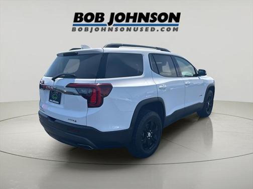 2023 GMC Acadia AWD AT4