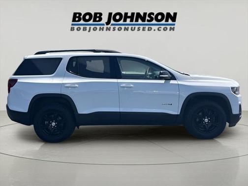 2023 GMC Acadia AWD AT4