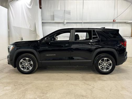 2025 GMC Terrain AWD Elevation