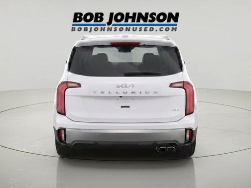 Glacial White Pearl 2025 Kia Telluride SX Prestige