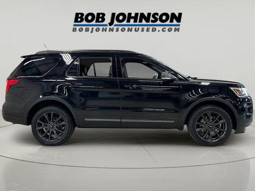 Agate Black Metallic 2019 Ford Explorer XLT