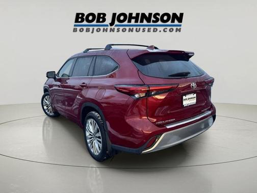 2023 Toyota Highlander Platinum