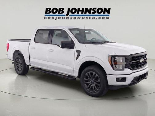 Oxford White 2025 Ford F-150 XLT