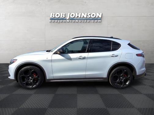 2024 Alfa Romeo Stelvio Ti