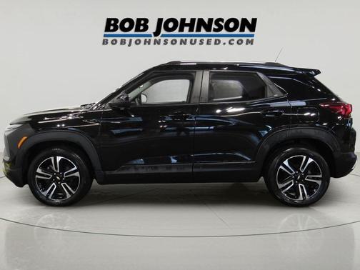 Mosaic Black Metallic 2024 Chevrolet Trailblazer LT