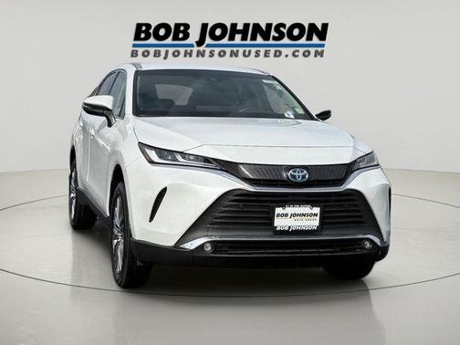 Wind Chill Pearl 2023 Toyota Venza XLE