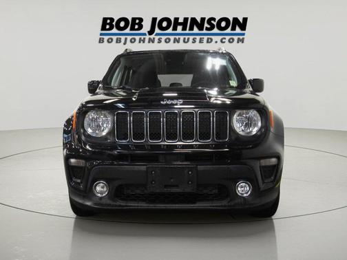 Black Clearcoat 2021 Jeep Renegade Latitude