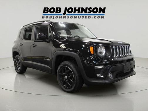 Black Clearcoat 2021 Jeep Renegade Latitude
