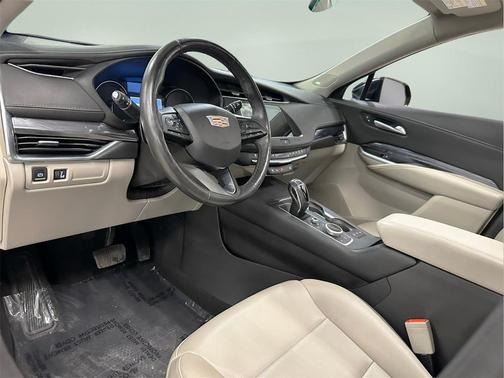 2019 Cadillac XT4 Luxury