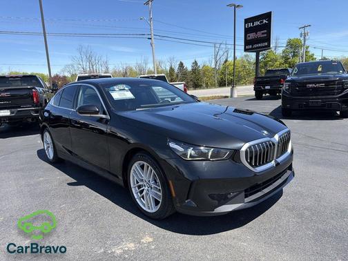 Black Sapphire Metallic 2024 BMW 530 xDrive