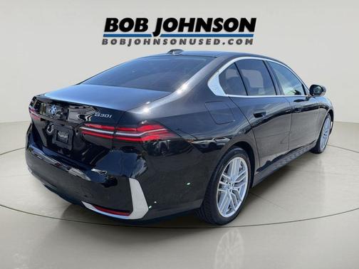 Black Sapphire Metallic 2024 BMW 530 xDrive
