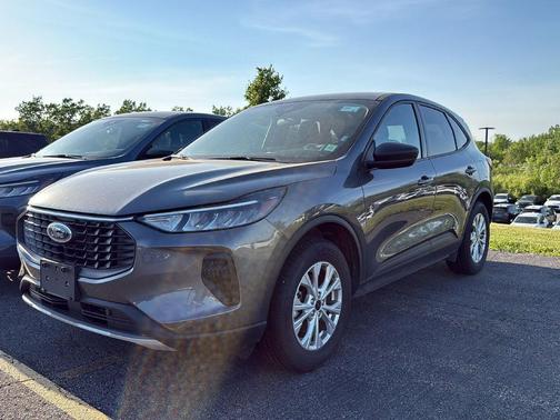Carbonized Gray 2025 Ford Escape Active
