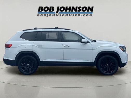 2022 Volkswagen Atlas 2.0T SE w/Technology 4MOTION