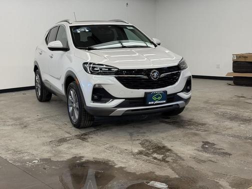 White Frost Tricoat 2023 Buick Encore GX Essence
