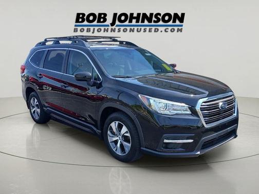 Crystal Black Silica 2021 Subaru Ascent Premium 8-Passenger