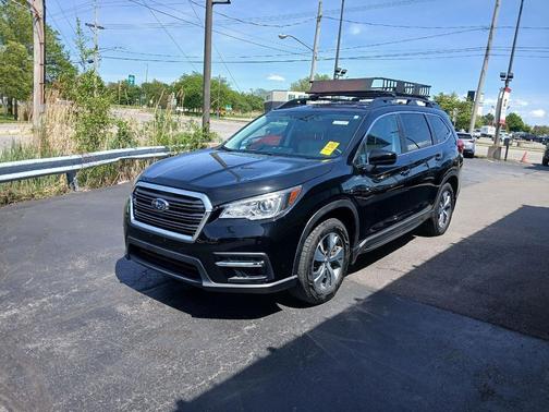 Crystal Black Silica 2021 Subaru Ascent Premium 8-Passenger