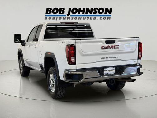 Summit White 2022 GMC Sierra 2500 SLE