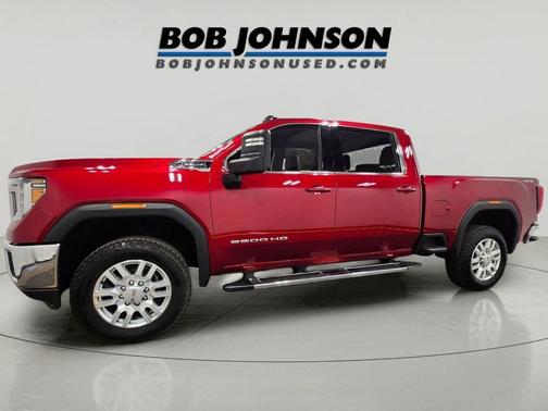 Cayenne Red Tintcoat 2023 GMC Sierra 2500 SLE