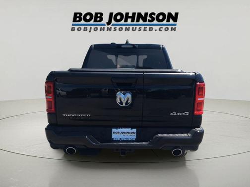 2025 RAM 1500 ST