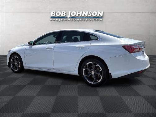 2022 Chevrolet Malibu FWD LT