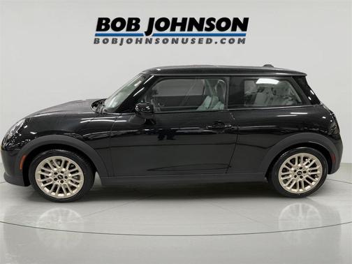 2025 MINI Hardtop Cooper