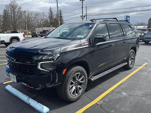 2024 Chevrolet Suburban 4WD Z71