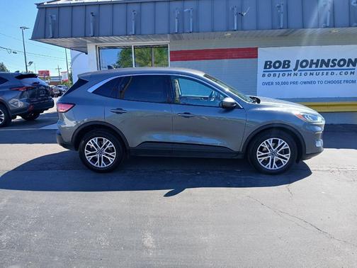 Carbonized Gray Metallic 2022 Ford Escape SEL