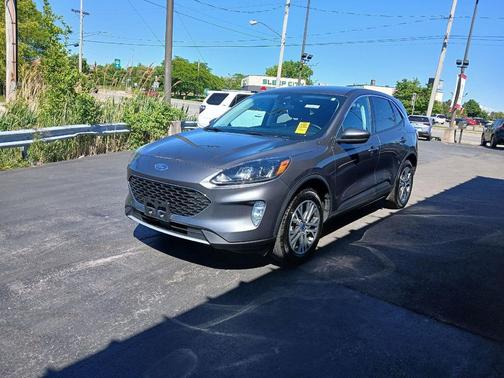 Carbonized Gray Metallic 2022 Ford Escape SEL