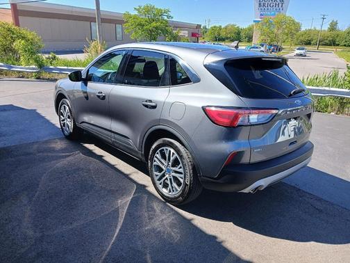 Carbonized Gray Metallic 2022 Ford Escape SEL