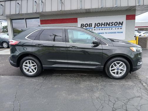 Forged Green Metallic 2022 Ford Edge SEL